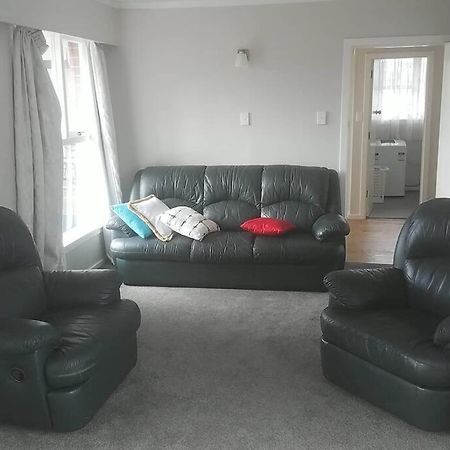 Handy Location - 3Brd Home! Timaru Esterno foto