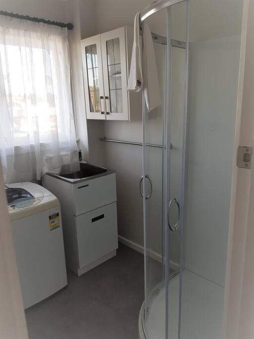 Handy Location - 3Brd Home! Timaru Esterno foto