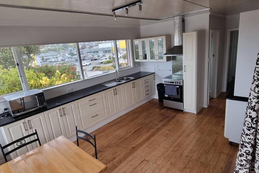 Handy Location - 3Brd Home! Timaru Esterno foto